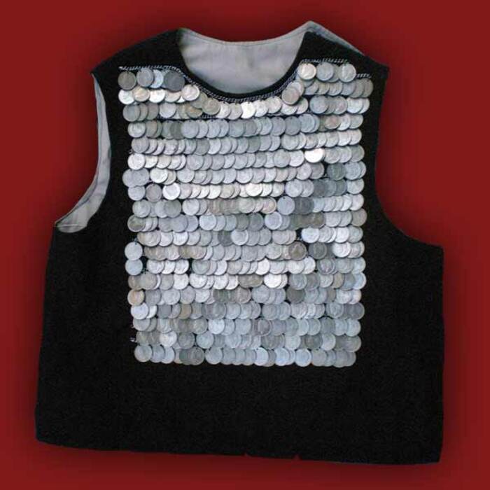Vest with silverware Photo 3
