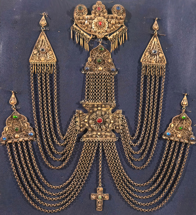 Kiousteki of Thessaly Photo 2