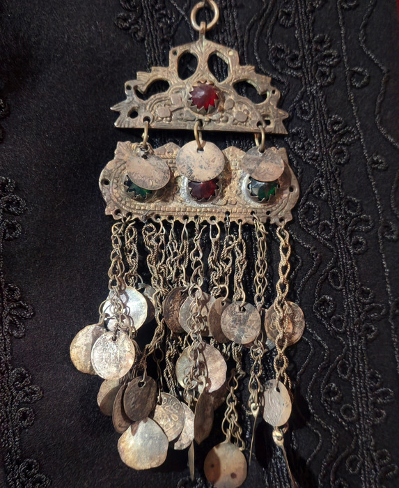 Silver face jewelry  Photo 2