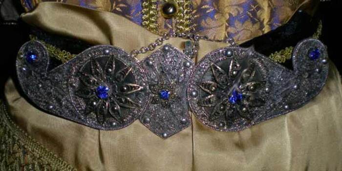 Women's festive costume of Naoussa Photo 11