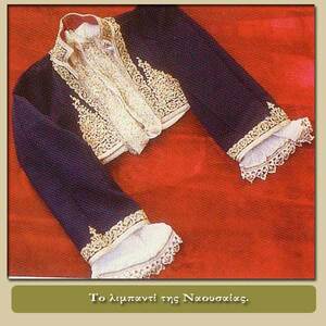 Women's festive costume of Naoussa Photo 13