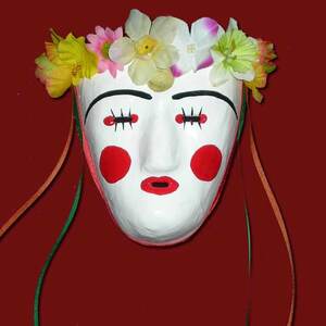 Bride's mask decorative medium