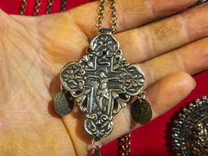 Cast cross with pendants Photo 4