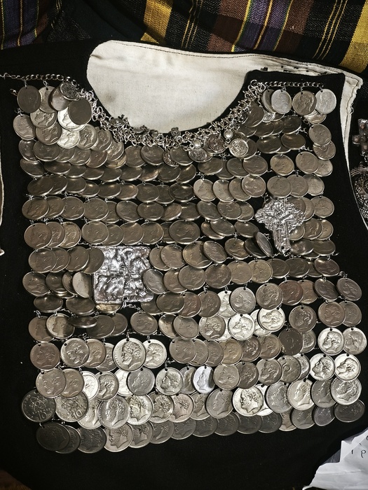 Vest with silverware Photo 5